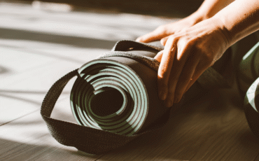 ashtanga-yoga-kamay